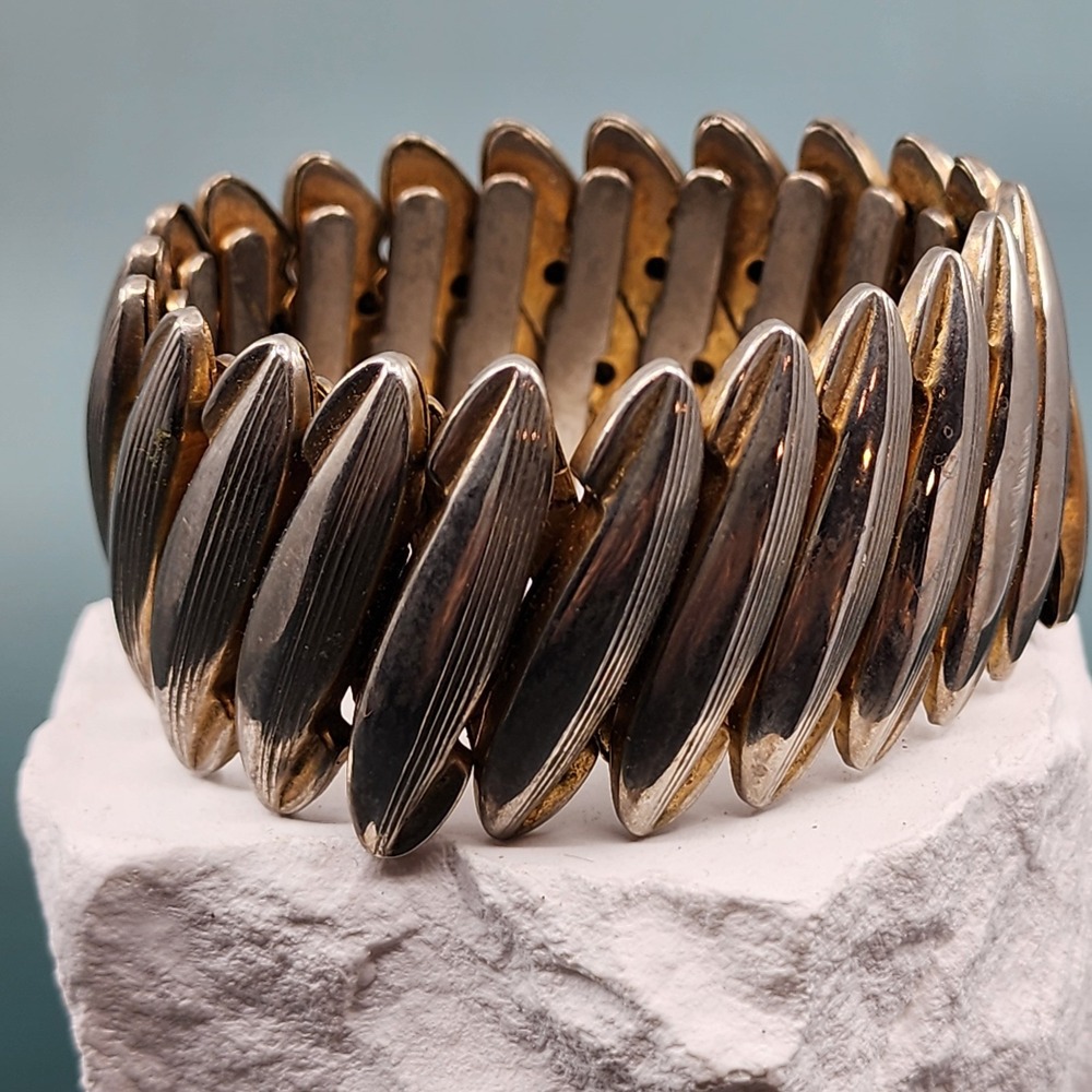 Bergere Japan Silver & Gold Tone Stretch Bracelet Marquise Link Statement VTG